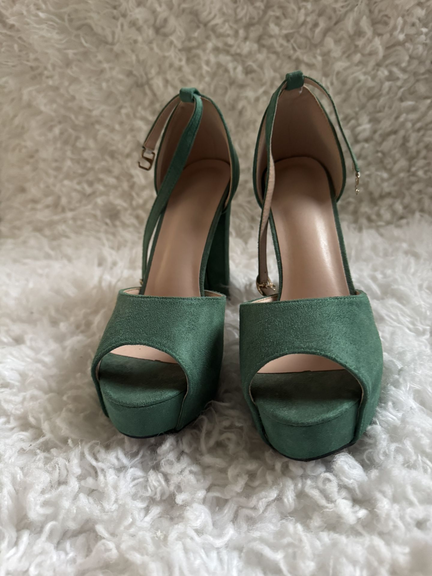 Green Heels Size 8