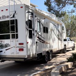 2012 NorthWood Snow River RV Trailer Fifth ~ Wheel , Great Condition! 