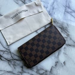 Louis Vuitton LV Wallet 