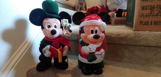 PAIR OF MICKEY MOUSE XMAS ITEMS