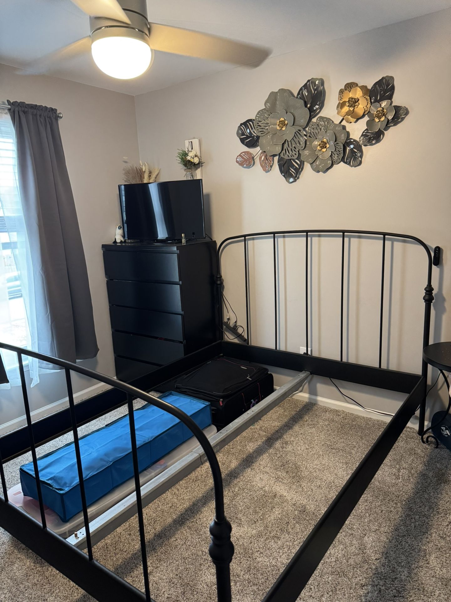 Queen Size Bed Frame With 6 Inch Bed Risers. 