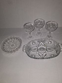 Glassware 3 wine glasses glass bowl 2 sided glass tray