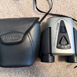 Nikon 8–24×25 Compact Zoom Binoculars