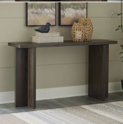 Desree 53” Solid Wood Console Sofa Table - Brand New