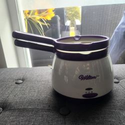Wilton Candy Melting Pot