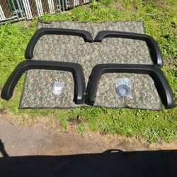 New Rough Country 14-18 Silverado/Sierra 1500 Pocket Fender Flares