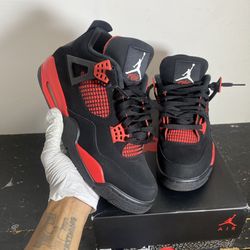 Size 10- Jordan 4 Red Thunder