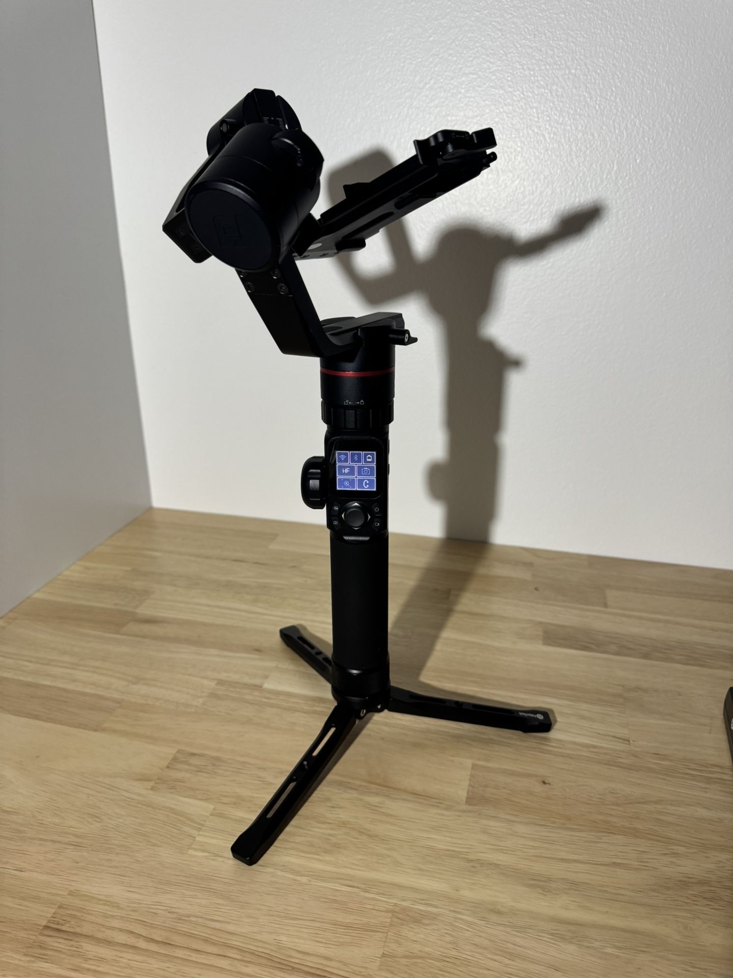 Feiyu AK2000 3-Axis Gimbal Stabilizer