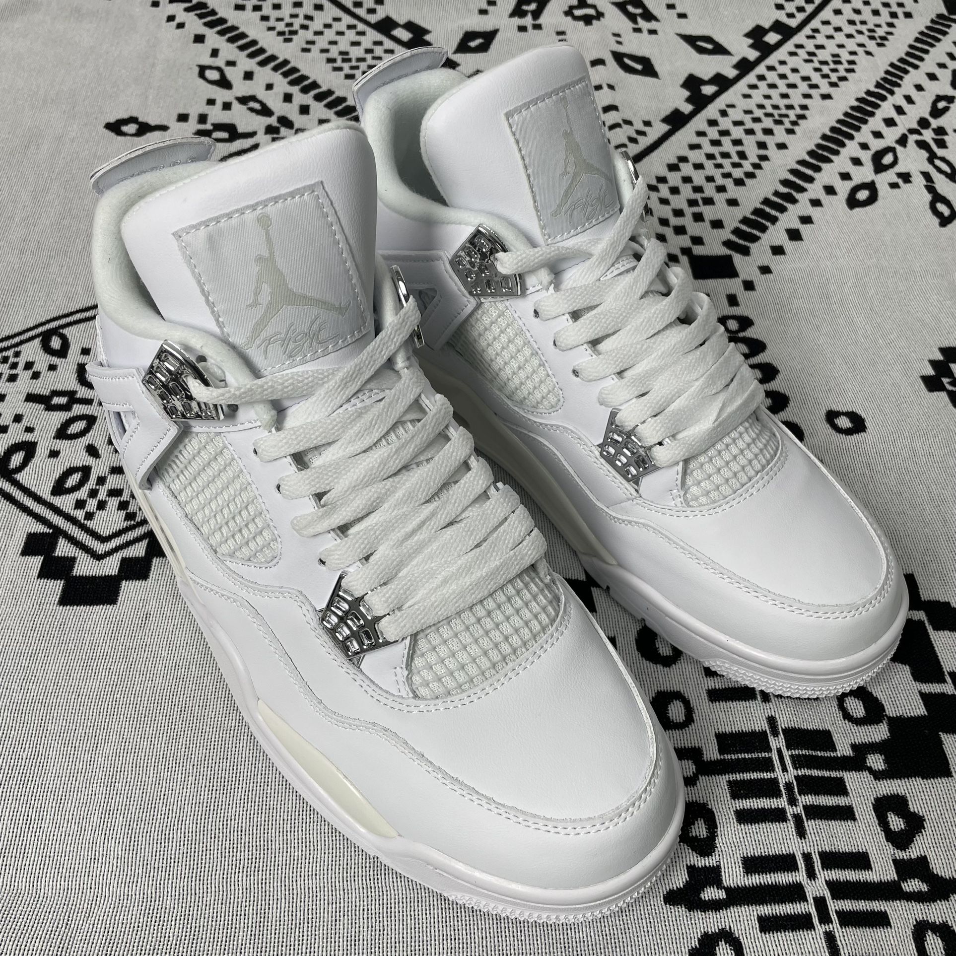 Nike Air Jordan4 Retro Pure Money 2017