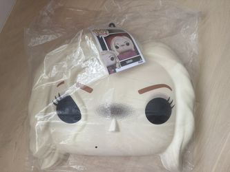 Funko Pop! Sarah mask from Hocus Pocus.