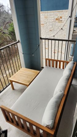 3 Seat Acacia Wood
Outdoor Daybed