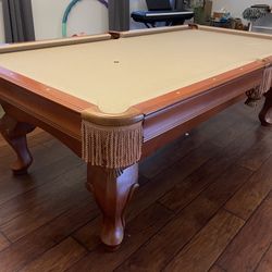 Pool Table 8ft ( Free Delivery & Set Up ) 