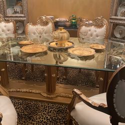 dining Room Palm Tree Glass Table With Kyro Cabinets