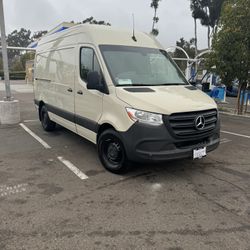 2023 Mercedes-Benz Sprinter Cargo