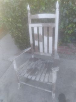 Wood Rocking Chair
