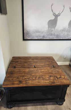 Ashley Valebeck Table