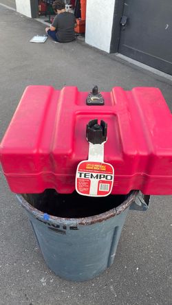 Gas tank