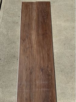 Lvp Flooring Have 185sqft   (1.50$ Per Sqft) PRICE FIRM