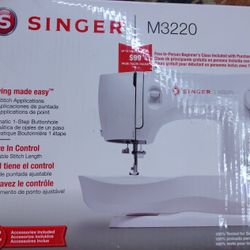 Singer M3220/ New. Never Used. Still In Original Box