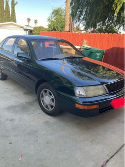 Toyota good condition do not lowball me