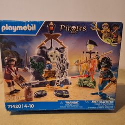 Playmobil Pirates Treasure Hunt Building Set 71420 NEW