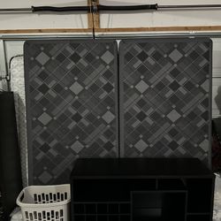 King Mattress w/Box Springs 