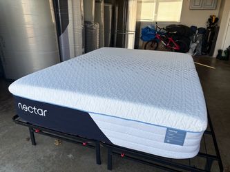 Nectar Classic Hybrid Mattress - Queen
