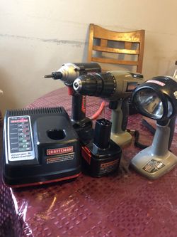 Craftsman drill and light set