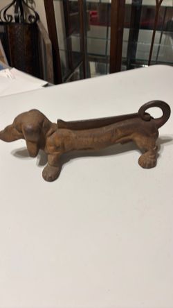 Dachshund boot scrapper