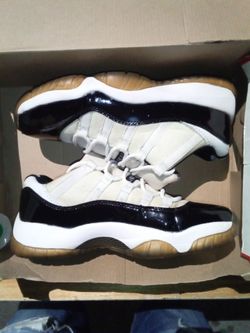 Nike Air Jordan 11 Retro Concord Low Size 8 (528895-153)