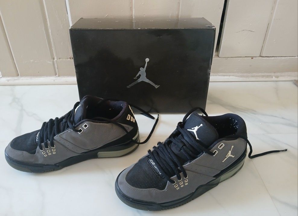 Air Jordan Flight 23 "Light Graphite" sneakers - Size 8.5