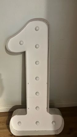 #1 light up 4.5ft