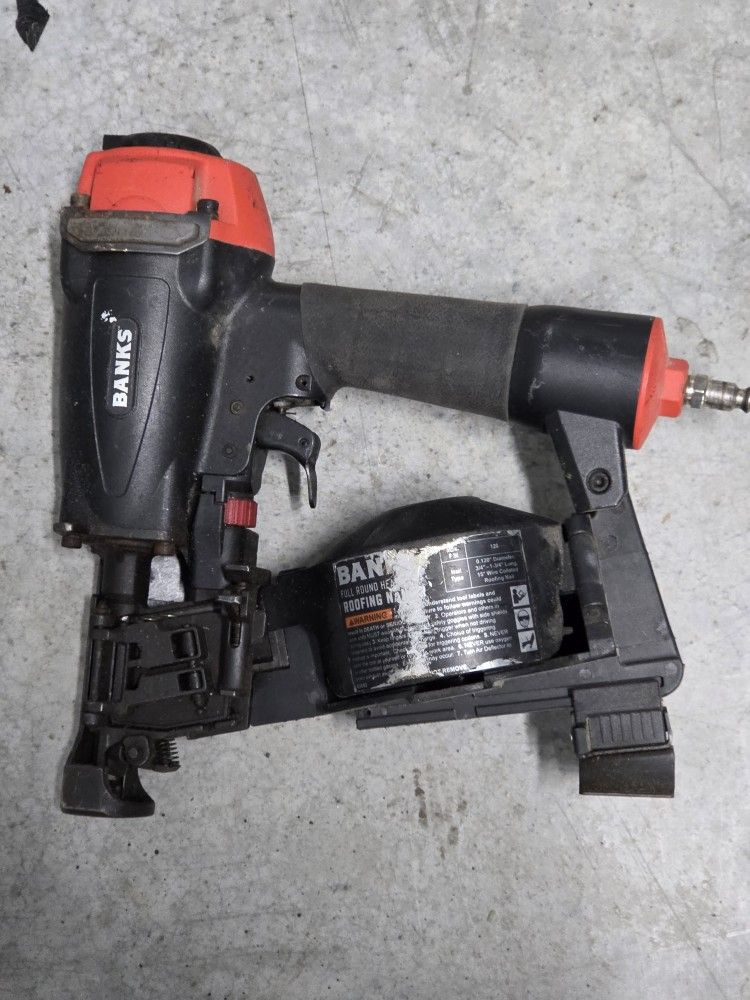 Banks 15" Coil Roofing Nailer