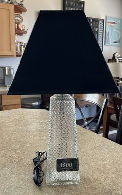 1800 Cristalino Anejo Tequila Bottle Lamp
