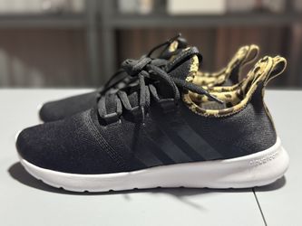 Adidas Women’s Cloudfoam 2.0 Size 9.5 US