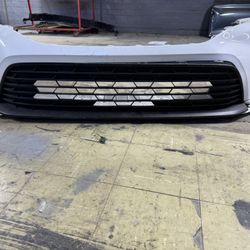 2022-2023 HONDA CIVIC FRONT LOWER BUMPER GRILLE OEM 71151-T21