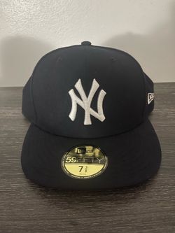 New York Yankees Authentic Collection 59FIFTY Fitted Hat Navy Blue