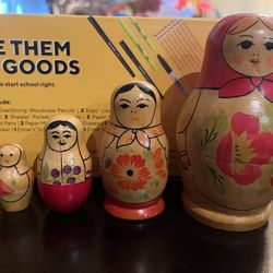 Vintage Russian Matryoshka Babushka Nesting Dolls