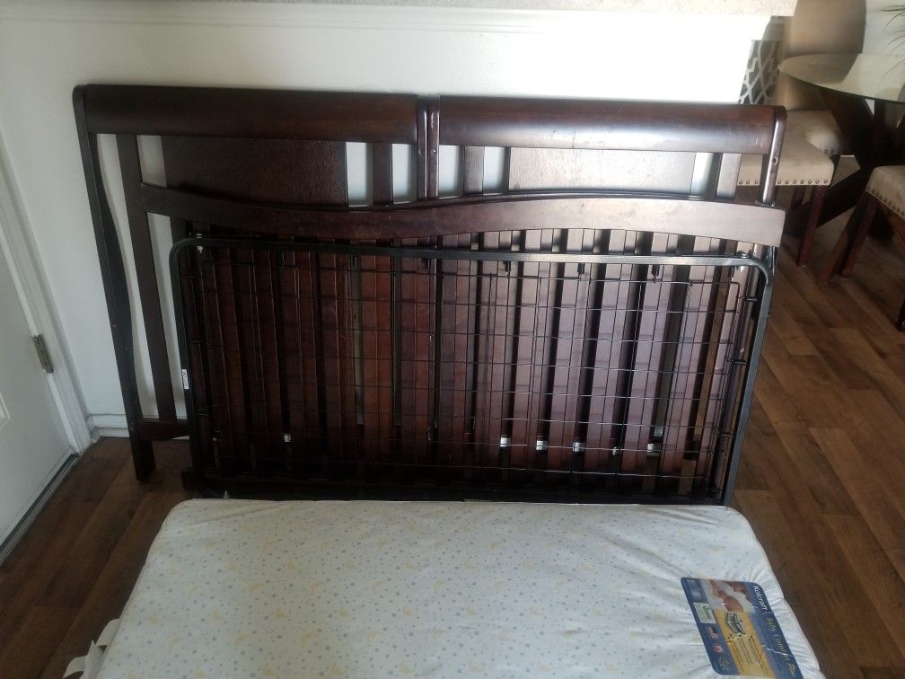 Baby crib