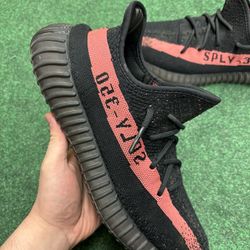 ADIDAS YEEZY BOOST 350 V2 CORE BLACK RED SIZE 11.5