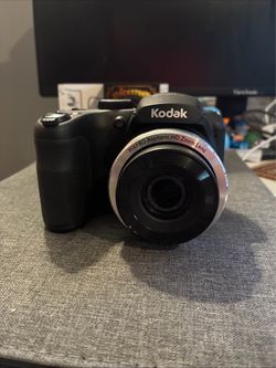 Kodak PIXPRO AZ252 3" Point & Shoot Digital Camera