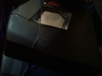 Intel Core i9-9900k 3.6GHz (5.0Ghz Turbo)