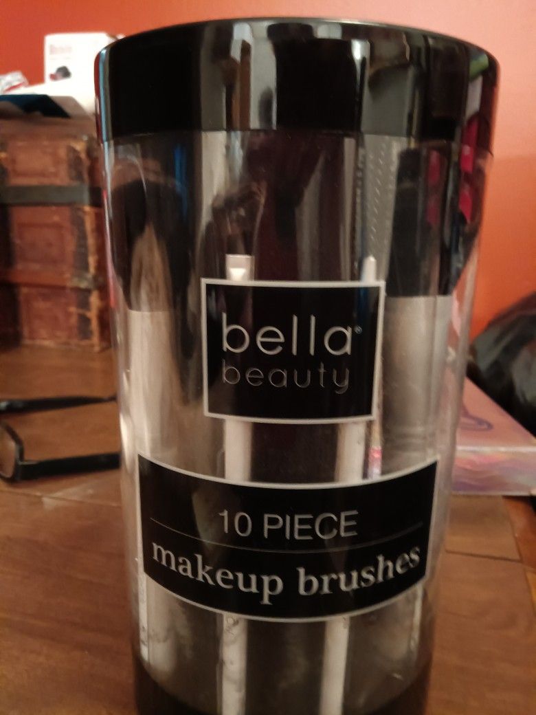 Bella 10 Piece Makeup Brushes 