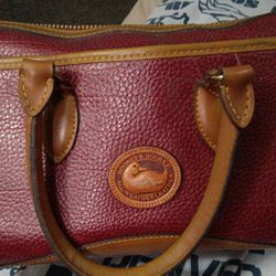 Vintage Dooney &Bourke All Weather Leather Bag 