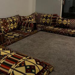 Arabian Living Room Enough For 8-10 People 