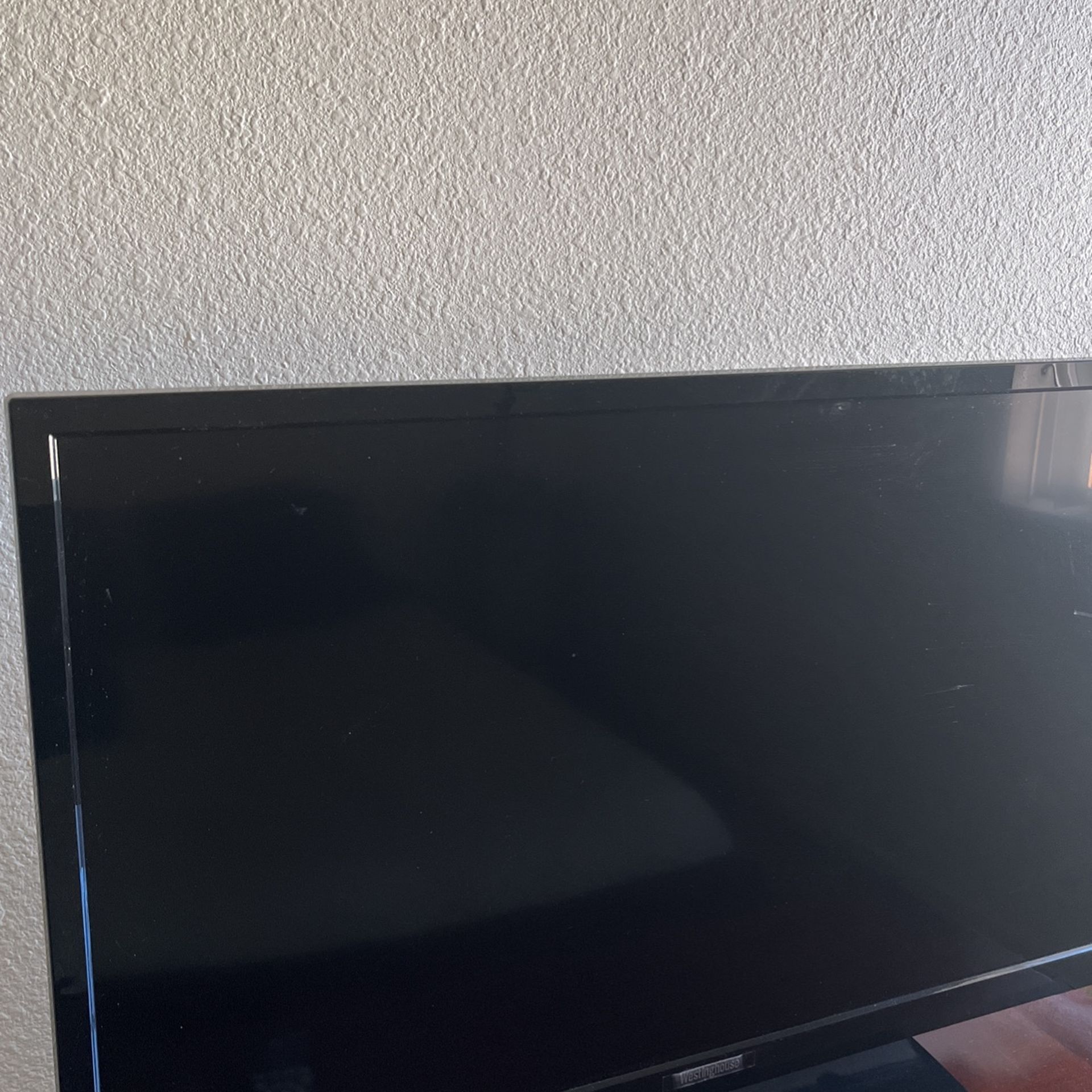 T V Westinghouse 42.5 Size