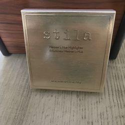 Brand New Stila Heaven’s Hue Highlighter