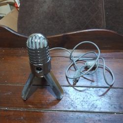 Microphone 