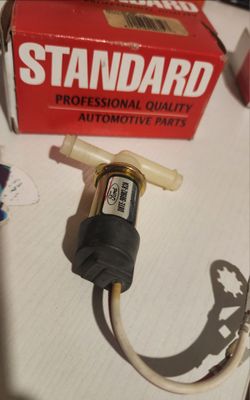 Standard motor Parts BV1 Bowl Vent Solenoid