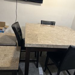 Living Room / Dining Set